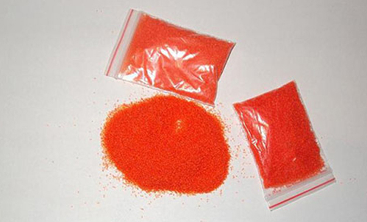 Red nylon sand