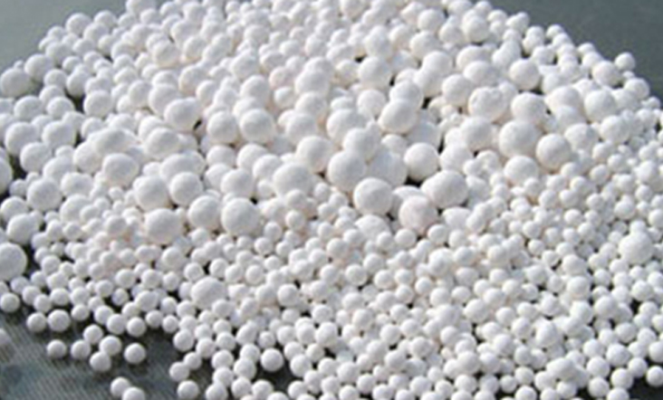 Sandblasted alumina