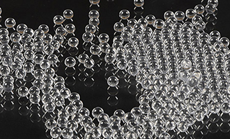 Sandblasting glass beads